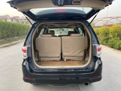 Buy Toyota Fortuner | VIP Number 0012 | 3.0 4×4 Manual, Year 2010