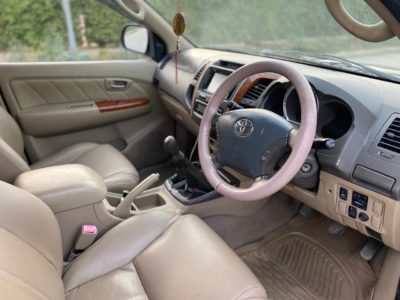 Buy Toyota Fortuner | VIP Number 0012 | 3.0 4×4 Manual, Year 2010
