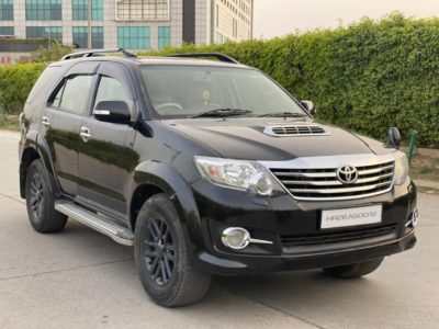 Buy Toyota Fortuner | VIP Number 0012 | 3.0 4×4 Manual, Year 2010