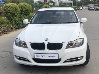 BMW 320d 2011 Highline | Sunroof – Display Screen – Electronic Steering | TOP MODEL | 16,000 KM Only