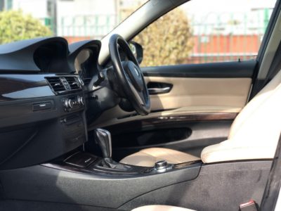 BMW 320d 2011 Highline | Sunroof – Display Screen – Electronic Steering | TOP MODEL | 16,000 KM Only