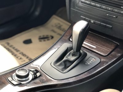 BMW 320d 2011 Highline | Sunroof – Display Screen – Electronic Steering | TOP MODEL | 16,000 KM Only