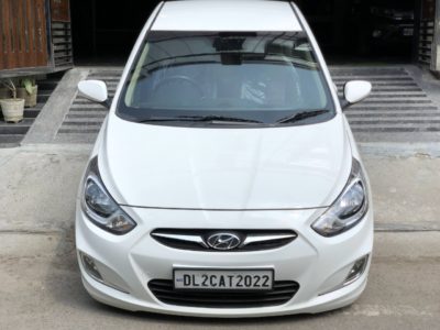 Hyundai White Verna Fluidic 1.6 CRDi SX Automatic, 2014, Diesel | 1st Owner & Brown interior