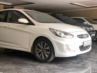 Hyundai White Verna Fluidic 1.6 CRDi SX Automatic, 2014, Diesel | 1st Owner & Brown interior