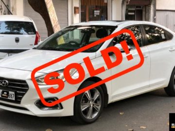 White Verna 1.6 SX CRDI AUTOMATIC 2018 | 1st Owner | 40,000 KMs Only | SUNROOF – By DelhiCars.net