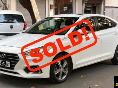 White Verna 1.6 SX CRDI AUTOMATIC 2018 | 1st Owner | 40,000 KMs Only | SUNROOF – By DelhiCars.net