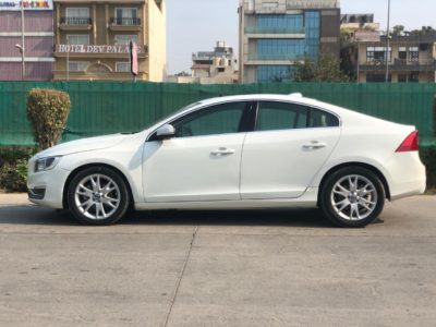 VOLVO S60 D5 2015