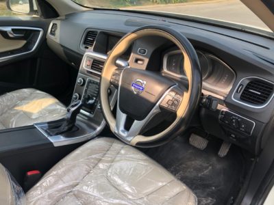 VOLVO S60 D5 2015
