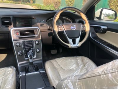 VOLVO S60 D5 2015
