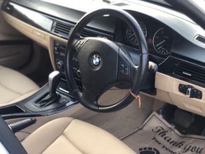 BMW 320d 2010 – HR26 REGD. (15 Years)