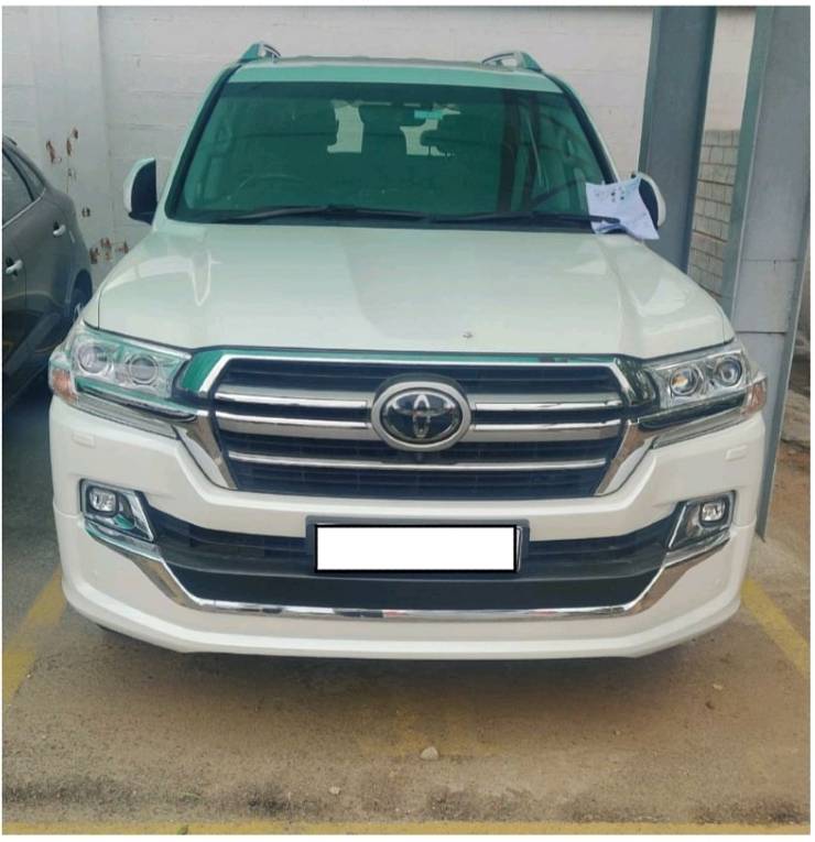 DRI arrests CEO of BigBoyToyz (BBT) for imported car scam: Toyota Land Cruiser, Range Rover & more SEIZED