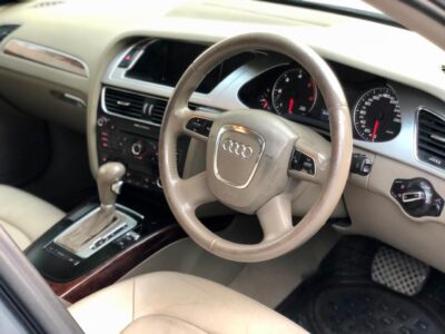 Audi A4 2010 – HR Number – Sunroof