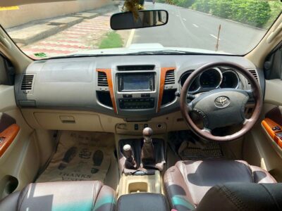 FORTUNER 3.0 4×4 2011