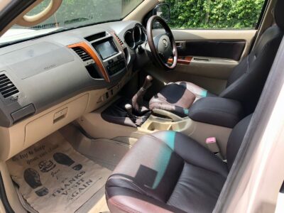 FORTUNER 3.0 4×4 2011