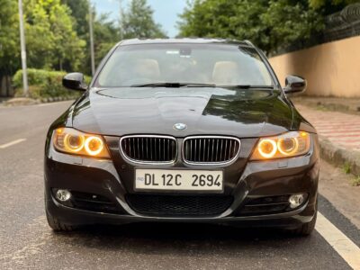BMW 330i SPORTS PETROL – 6 Cylinder