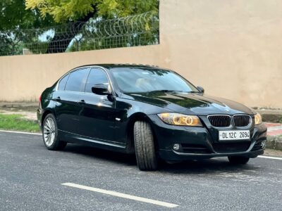 BMW 330i SPORTS PETROL – 6 Cylinder