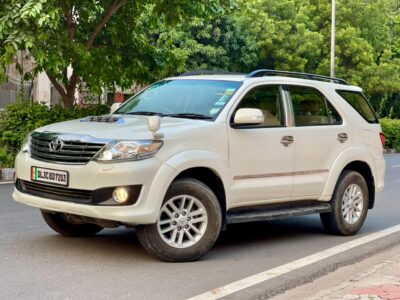 TOYOTA FORTUNER AUTOMATIC 2013