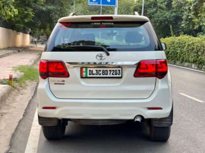 TOYOTA FORTUNER AUTOMATIC 2013