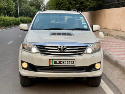 TOYOTA FORTUNER AUTOMATIC 2013