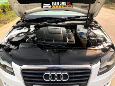 Audi A4 2.0 2011 White – Sunroof – HR26