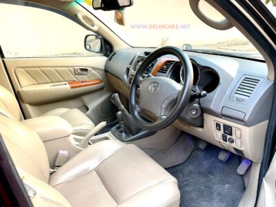 FORTUNER 3.0 4×4 2010 Black Manual Diesel