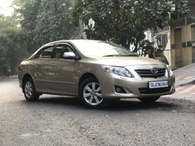 Corolla Altis 1.8 G Petrol 2010 – INR 3.50 LAKH