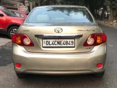 Corolla Altis 1.8 G Petrol 2010 – INR 3.50 LAKH