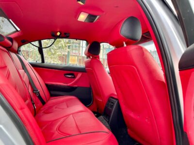 BMW 320d 2012 – Sports Line Interior