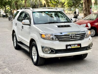 TOYOTA FORTUNER 2012/AUGUST – WHITE – INR 11.25 LAKH