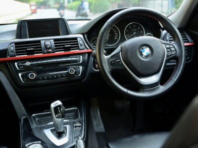 BMW 320D SPORTS LINE 2013 – 33,000 KMS | INR 10.35 LAKH