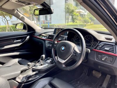 BMW 320D SPORTS LINE 2014 | INR 12.25 LAKH