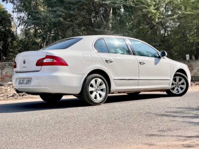 Skoda Superb PETROL | INR 4.90 Lakh