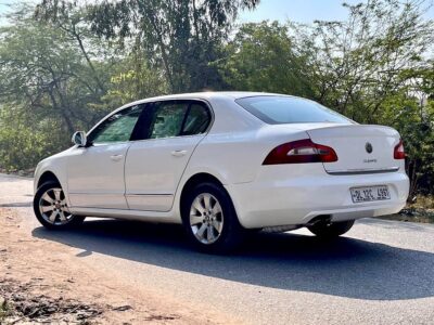Skoda Superb PETROL | INR 4.90 Lakh