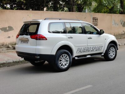 Pajero Sports Auto 2015 | INR 9.50 Lakh