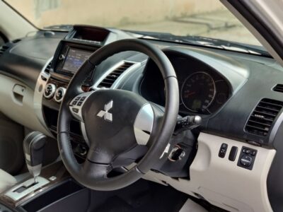 Pajero Sports Auto 2015 | INR 9.50 Lakh