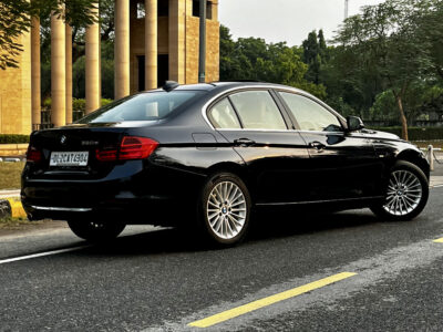 BMW 320d 2015 LUXURY | INR 12.95 Lakh – 1st Owner